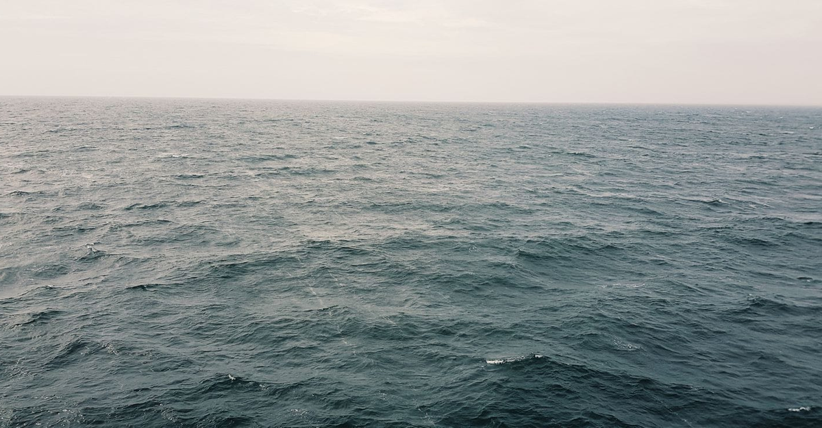 Horizon gazing